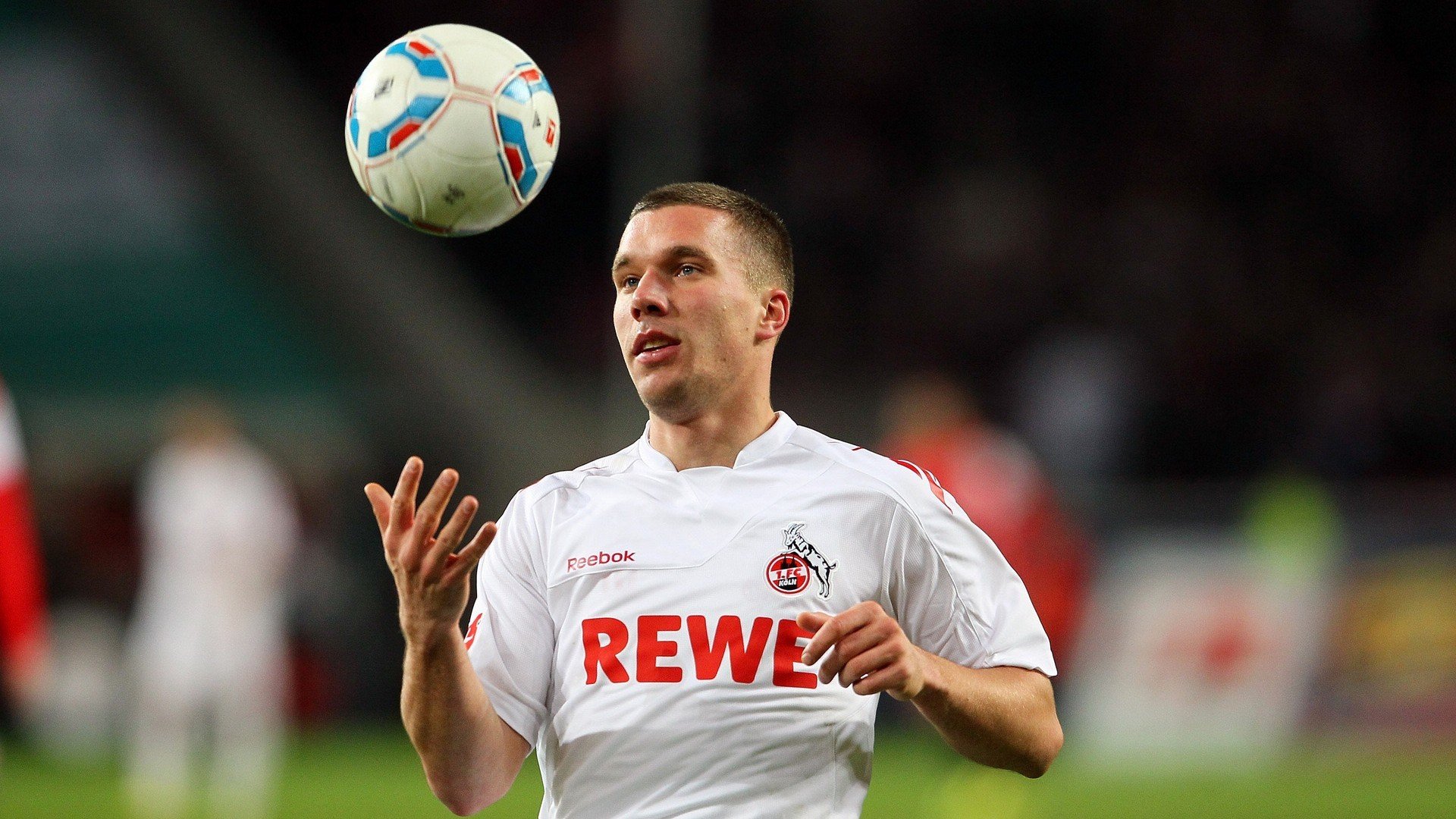 青少年足球赛事优质内容集中推出，激发青少年运动热情，青少年足球锦标赛